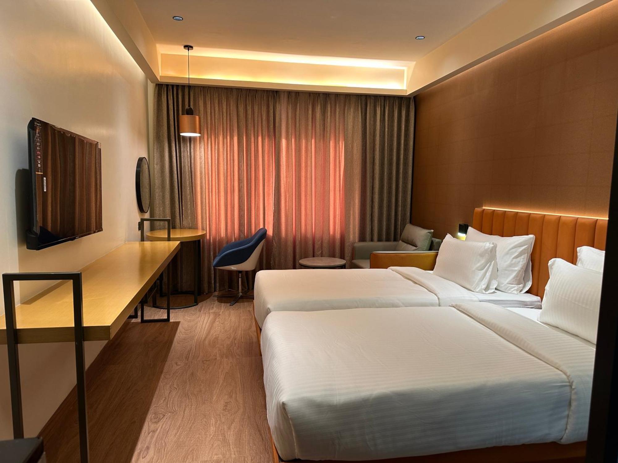 37Th Crescent Navi Mumbai Hotel — Photos 1